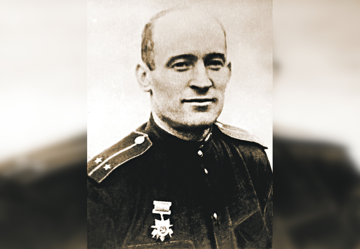 В Белоруссии установят памятник воронежскому лётчику, спасавшему детей-сирот от фашистов