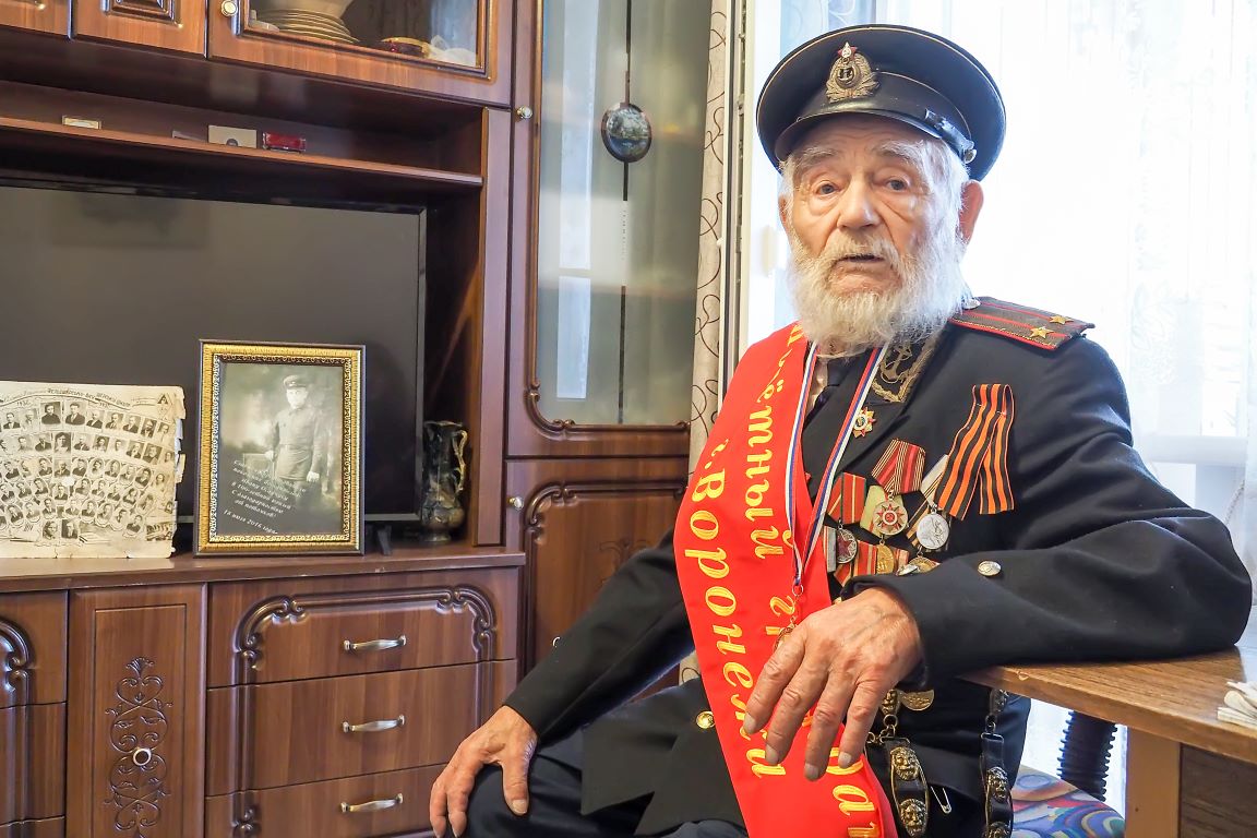 Чудом остался жив после пули снайпера. Ветерану Ивану Осадчуку исполнилось 108 лет