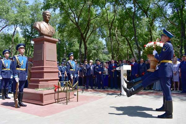 бюст Филипова