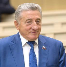 представитель Воронежской облдумы в Совете Федерации Сергей Лукин. Фото: пресс-служба сенатора.