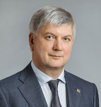 Александр Гусев