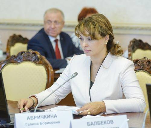 Галина Абричкина