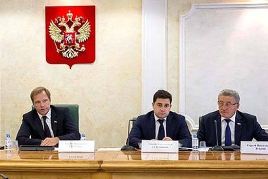 сенатор Сергей Лукин