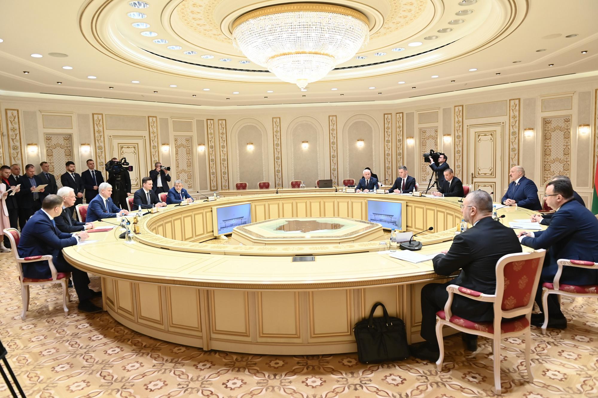 Встреча губернатора Александра Гусева с руководством Республики Беларусь