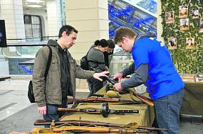 Наши герои живы, пока живёт&hellip;