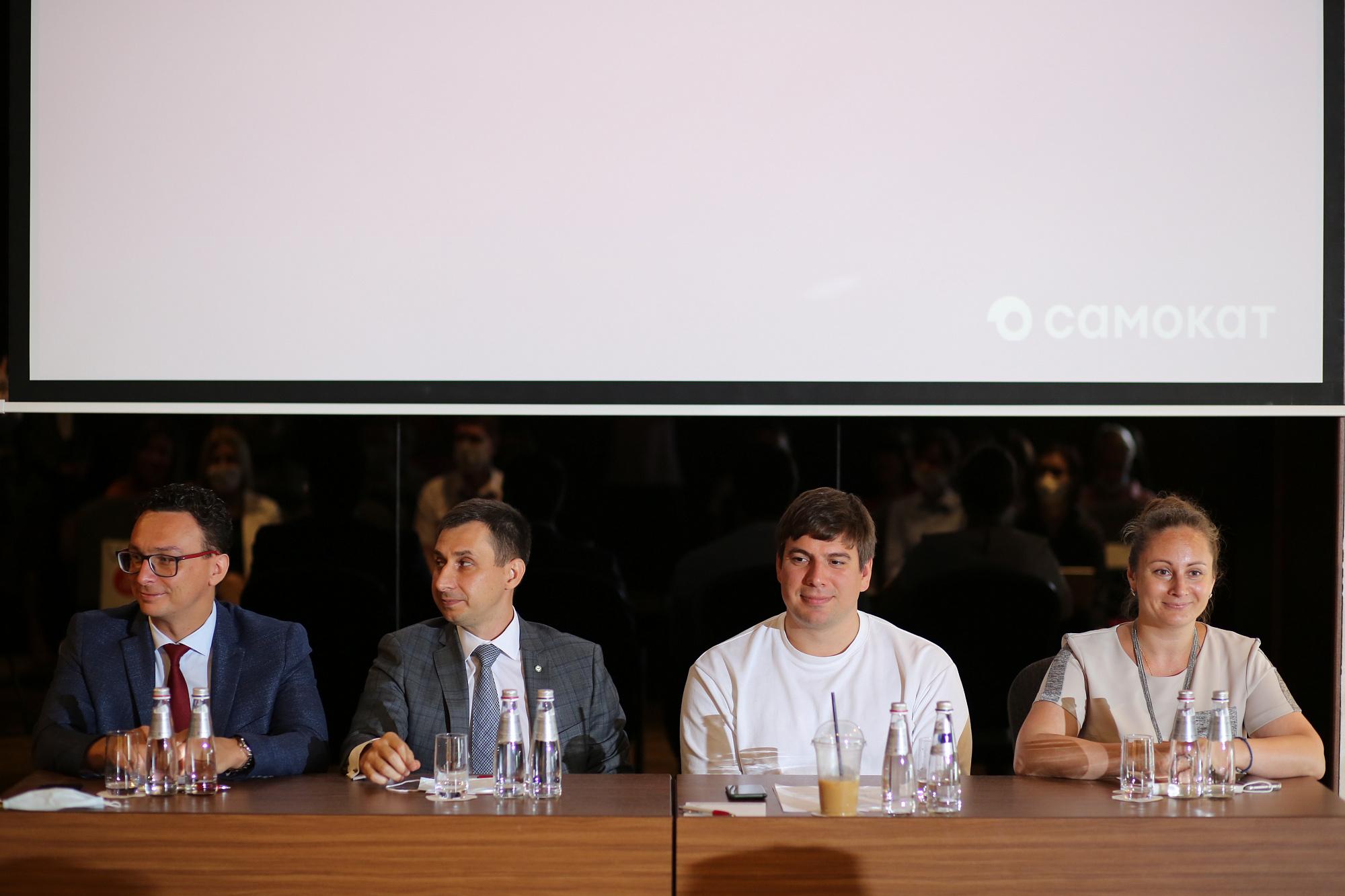 Сервис бесплатной доставки продуктов Самокат заработал в Воронеже