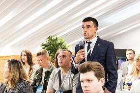 Главой Семилук избрали 32-летнего Дмитрия Проскурякова