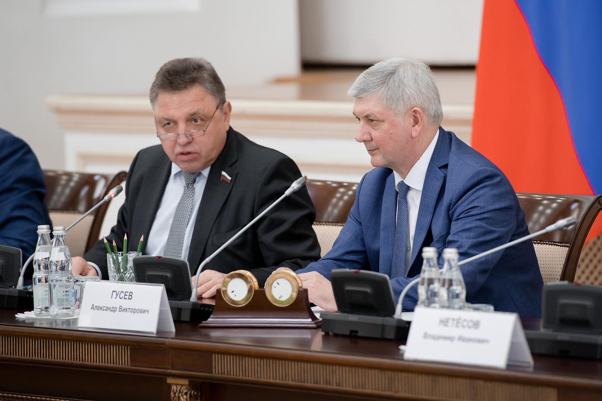 Делегация Совета Федерации оценила господдержку предприятий Воронежской области