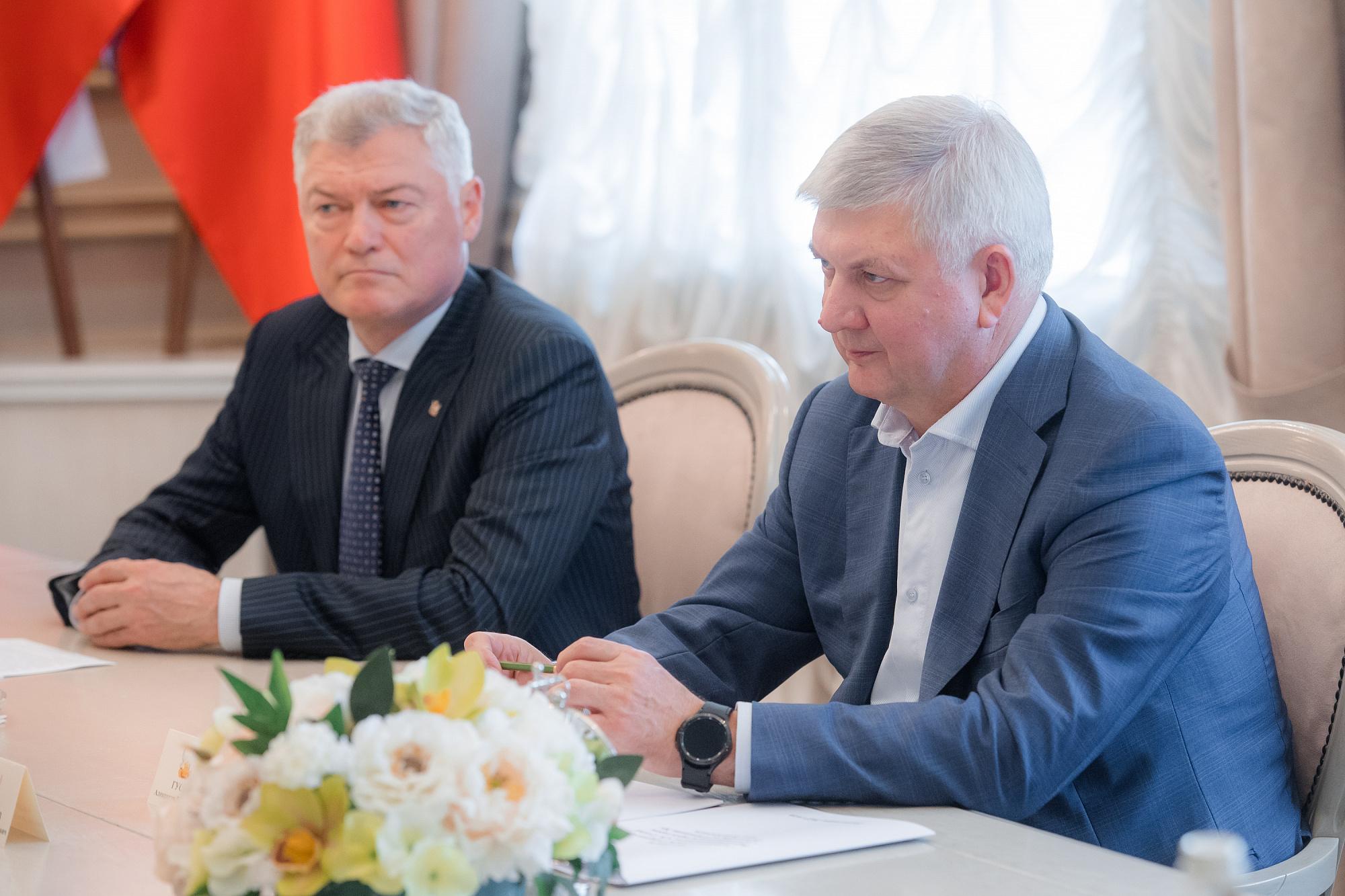 Итоги недели: министерский расклад, новые производства и возрождение сельхозавиации