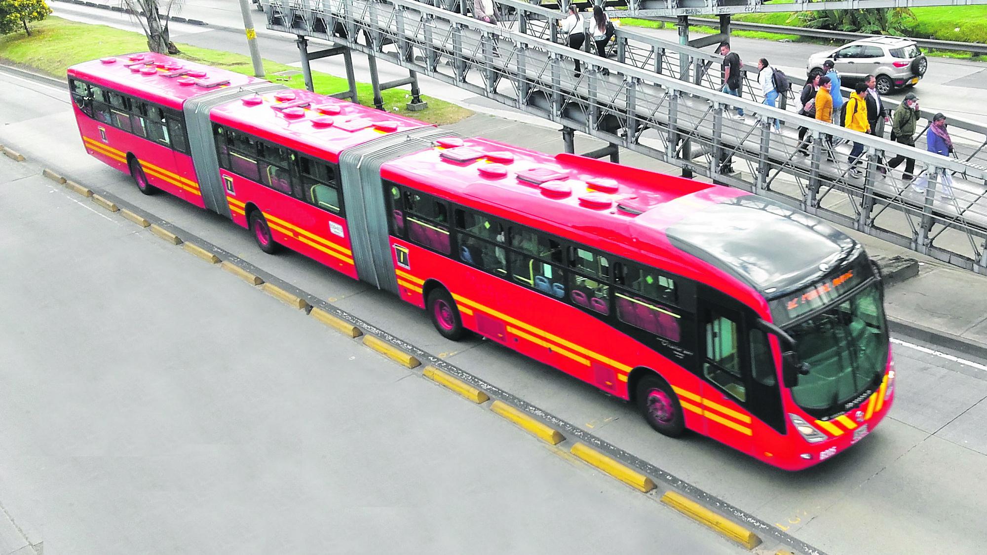 Без метро, но с метробусом и транспортными картами